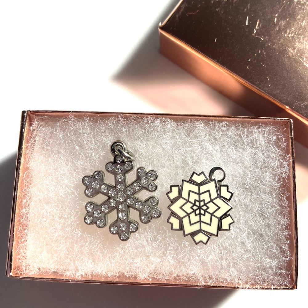 Authentic Coach Paved Silver snowflake charms w Gift Box